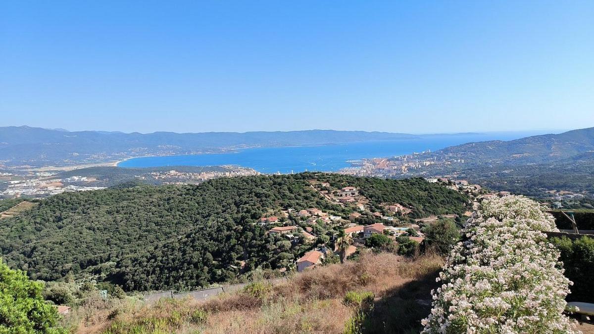Gites Sassone, Vue Panoramique Sur Ajaccio Et La Mer Alata Ngoại thất bức ảnh