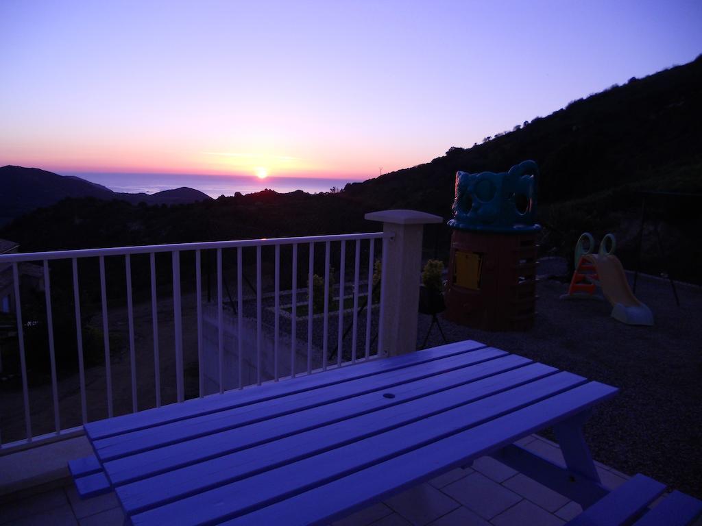 Gites Sassone, Vue Panoramique Sur Ajaccio Et La Mer Alata Phòng bức ảnh